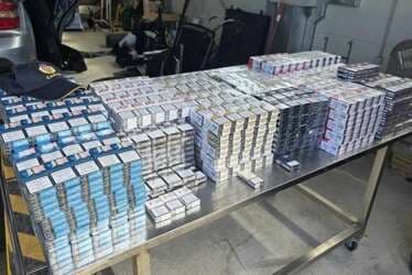 Slika uz članak: Državljanin BiH pokušao prokrijumčariti 42.240 cigareta: Kažnjen sa 24.000 eura, oduzet mu automobil