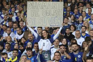 Slika uz članak: UŽIVO / BiH – Švedska 0:0: Nula kao kuća na poluvremenu, Barbarez nešto mora mijenjati (VIDEO+FOTO)