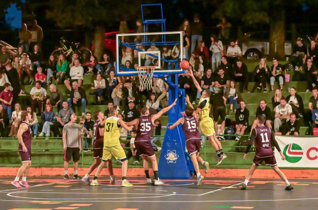 Slika uz članak: Prepun Šanac, predivna atmosfera i vrlo ružan incident na kraju obilježili finale Ljetne košarkaške lige u Šancu – prvo mjesto osvojili Green bar Warriors