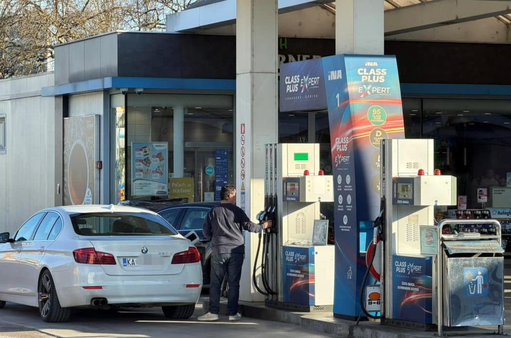 Slika uz članak: Od ponoći poskupljuju sve vrste goriva, evo koliko ćemo ga plaćati