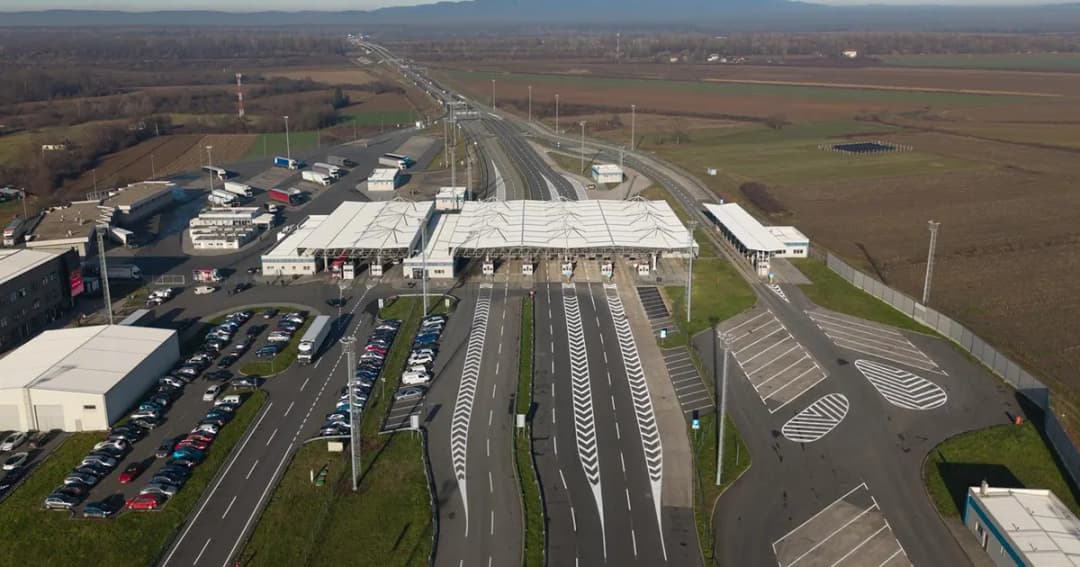 Slika uz članak: UIO o graničnom prelazu Gradiška: Ispunjeni važni uslovi, od danas radi punim kapacitetom
