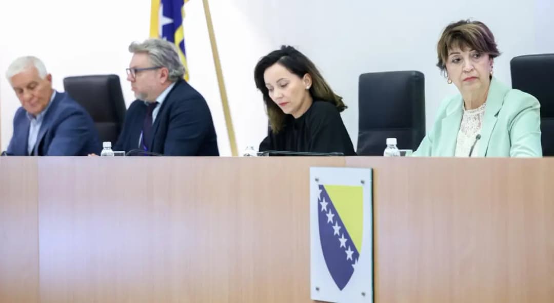 Slika uz članak: Počelo brojanje glasova pristiglih poštom, Kalaba objasnio naredne korake