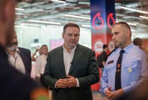 Slika uz članak: Demo dhe Hita inspektojnë Rinasin, ministri: 9.2 milionë turistë në 8 muaj
