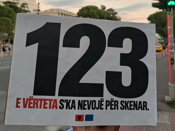 Slika uz članak: “Nuk e duam BE-në për letra, por për vlera”/ Saraçi i ashpër me Von der Leyen: Erdhi të bëhej palë me qeverinë, turp që s’na dëgjoi! Do të japë llogari
