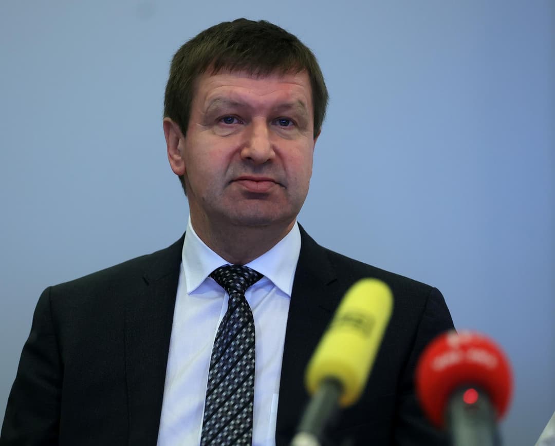 Slika uz članak: Županu Rogaške Slatine naj bi redar namestil kamere v prostore
