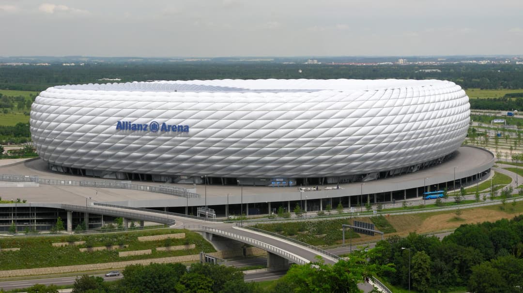 Slika uz članak: Finale Lige prvakov bo leta 2027 v Münchnu, leta 2028 pa v Barceloni
