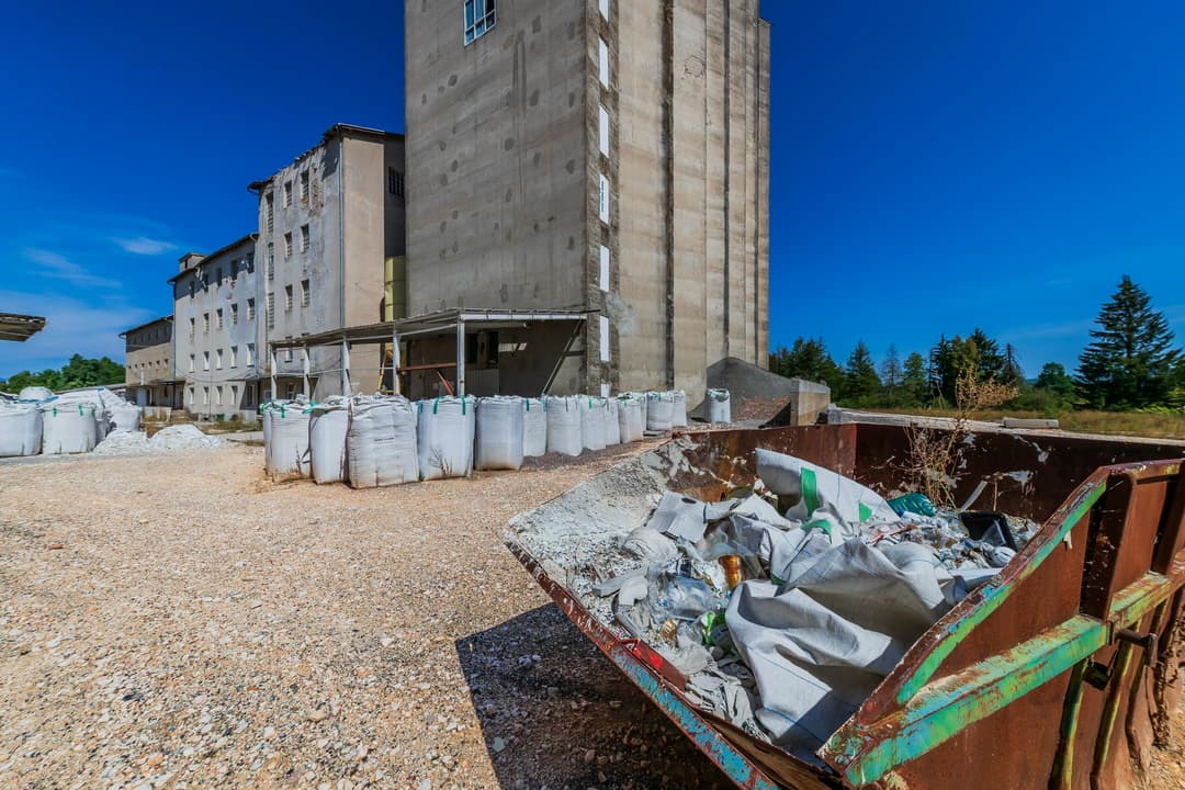 Slika uz članak: V mestu Našice prebivalci protestirali proti napovedanemu sežigu dela odpadkov iz Gospića