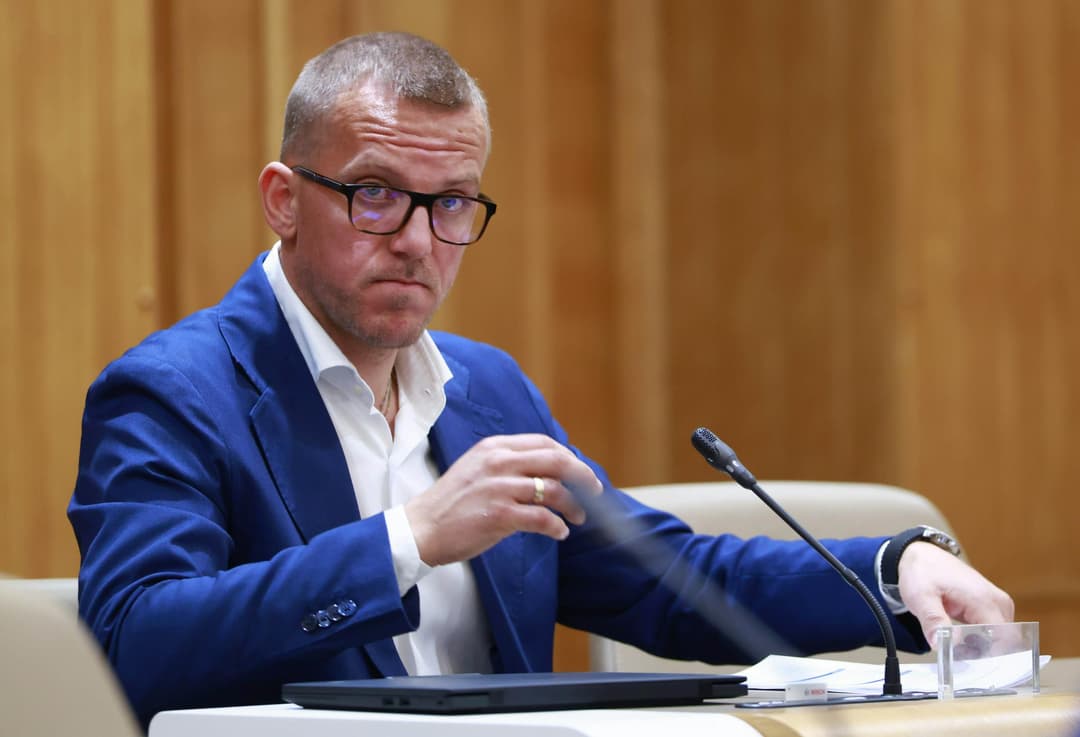 Slika uz članak: KPK zaradi navedb o izobrazbi uvedel preiskavo zoper poslanca Resni.ce Mijiča