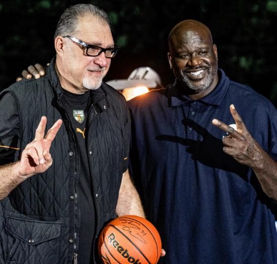 Slika uz članak: Shaq navdušeno navijal v Kaunasu: "Tekme v Evropi so malce boljše kot v NBA-ju"