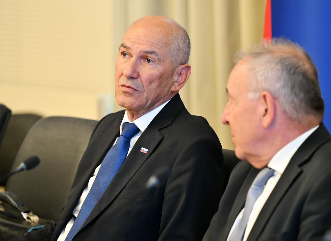 Slika uz članak: Janša: Zmanjševanja števila zaposlenih v javnem sektorju ni v predlogu proračuna