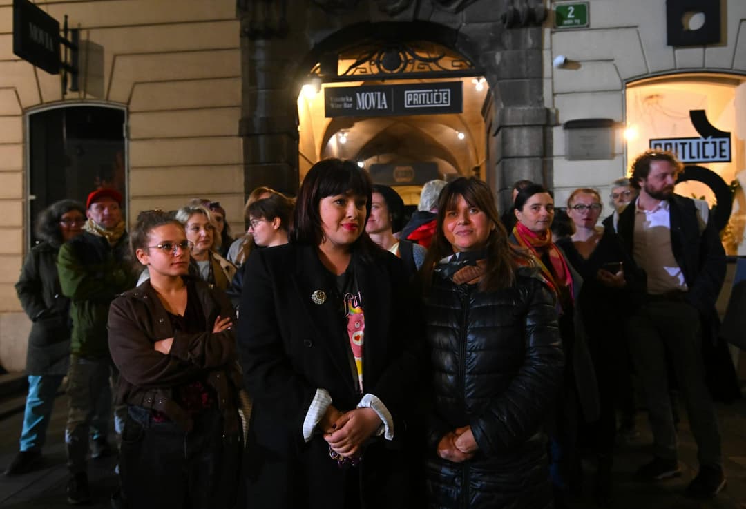 Slika uz članak: Iz tabora nasprotnikov: Referendumski izid je velik dan za demokracijo, vlada nima zaupanja