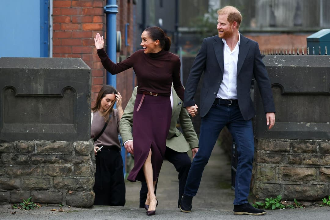 Slika uz članak: Harry in Meghan znova v ospredju: prvi (uradno neuradni) obisk po vrnitvi na Otok