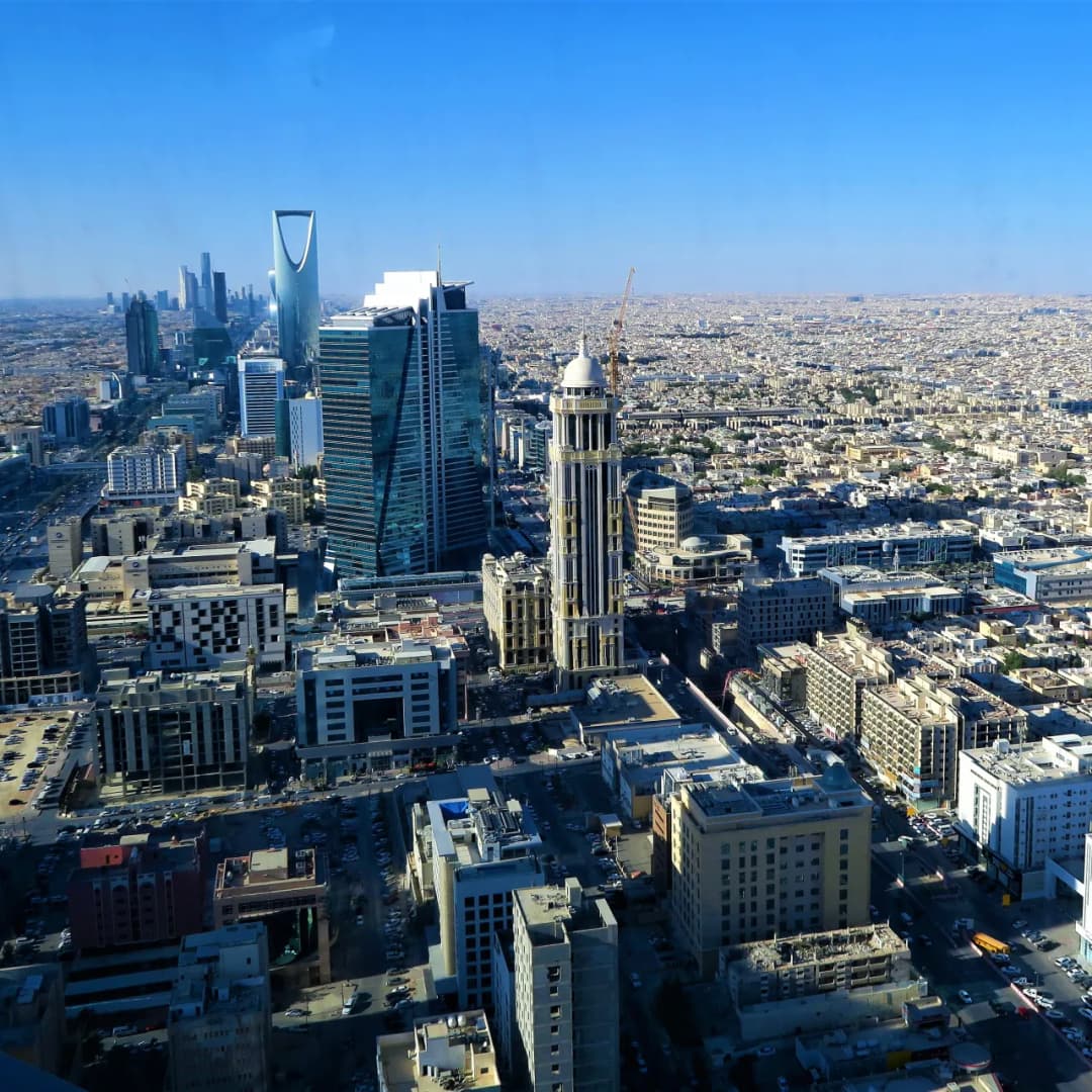 Slika uz članak: Eksplozije u glavnom gradu Saudijske Arabije, obustavljeni letovi na međunarodnom aerodromu