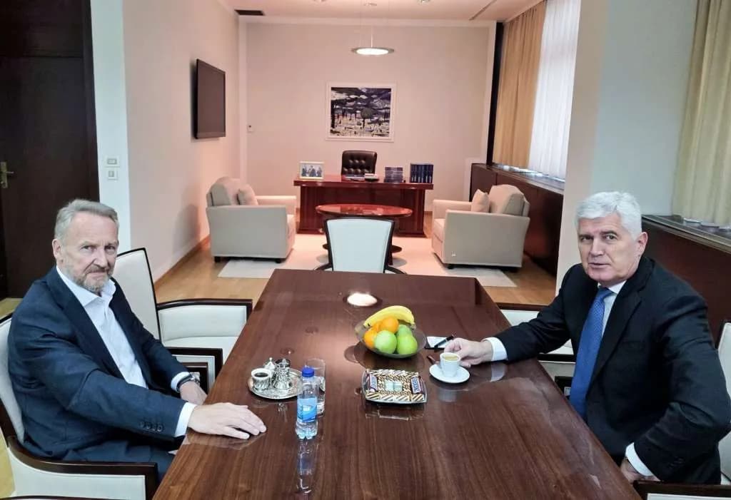 Slika uz članak: Postizborna križaljka: Poznato ko će činiti okosnicu vlasti, jedna stvar ostaje neizvjesna