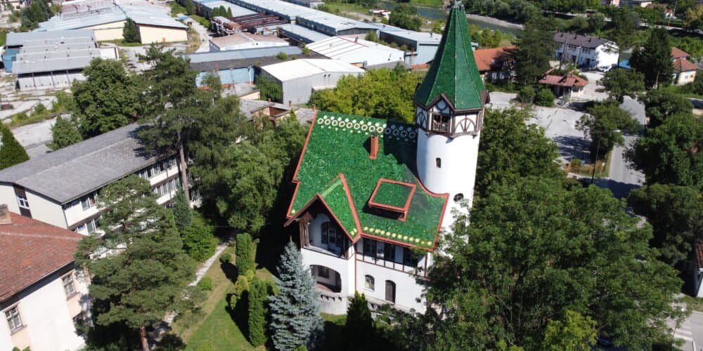 Slika uz članak: Grad Zavidovići kupio Krivajinu vilu, slijede njena obnova i promjena namjene