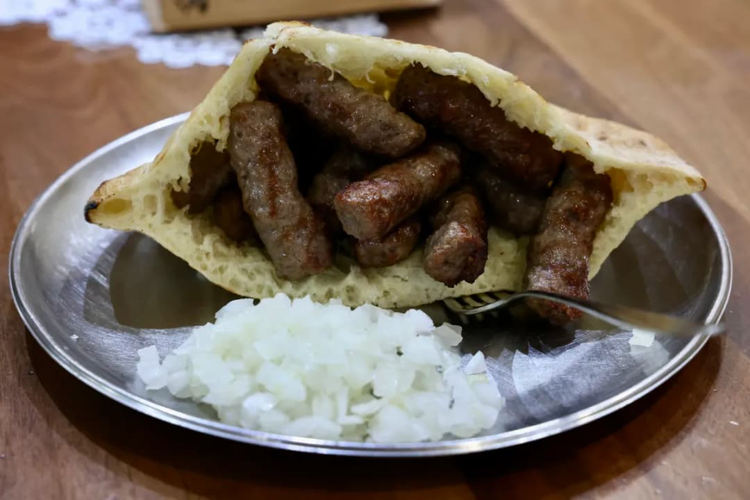 Slika uz članak: “11 u pola” u čast Edina Džeke: Sutra će se u Sarajevu umjesto tradicionalne desetke servirati jedanaestka