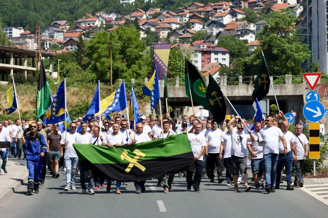 Slika uz članak: Rudari Breze i Bile odustali od protesta u Sarajevu, ostaju u neposluhu do isplate plaće