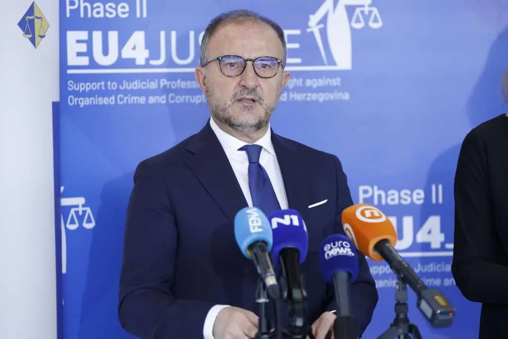 Slika uz članak: Luigi Soreca: Budućnost ne pripada onima koji šute