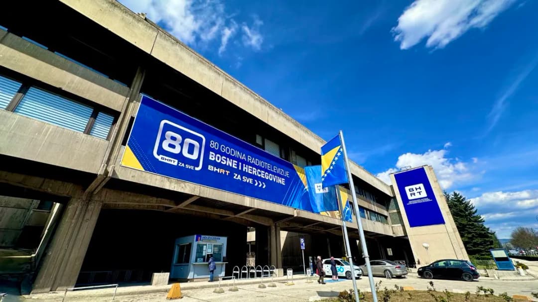Slika uz članak: BHRT pred novim rezovima: Ugašene emisije, radnici bez plata, moguća dodatna redukcija programa