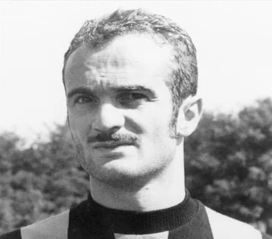Slika uz članak: Italijanski fudbal zavijen u crno: Preminula velika legenda Intera