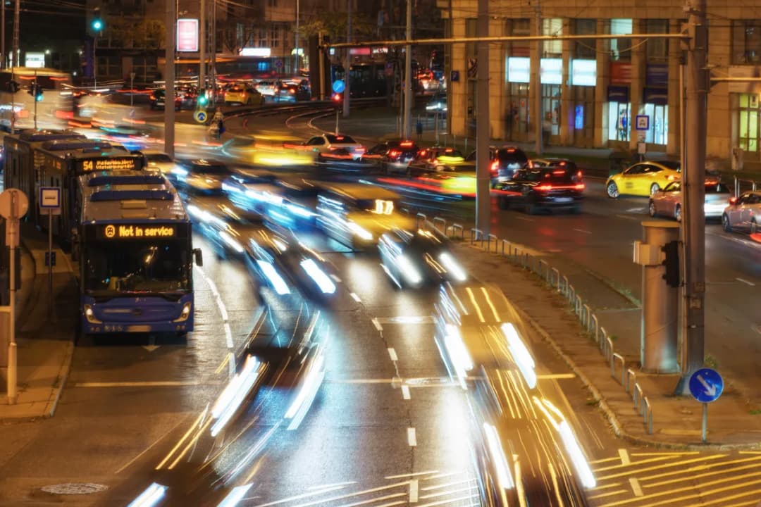 Slika uz članak: Mađarska uvodi novčanu pomoć za vozače zbog rasta cijena goriva: Vlasnici dizela dobijaju mjesečnu subvenciju