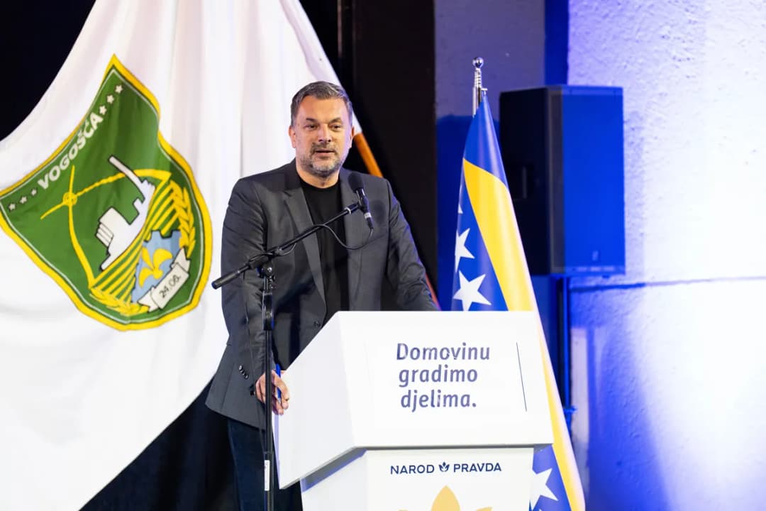 Slika uz članak: Konaković: Komšić i DF su kreirali osovinu HDZ-SNSD, pristali su i na Čovićevu mantru