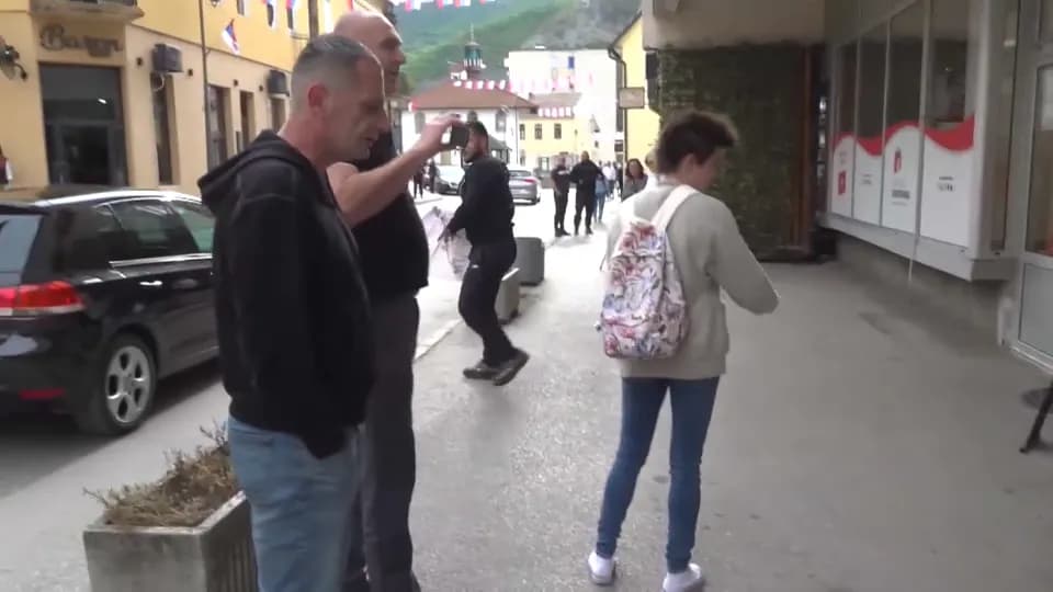 Slika uz članak: Studenti iz Srbije prekinuli turneju kroz BiH: Gdje završava primjena zakona, a počinje politički pritisak?
