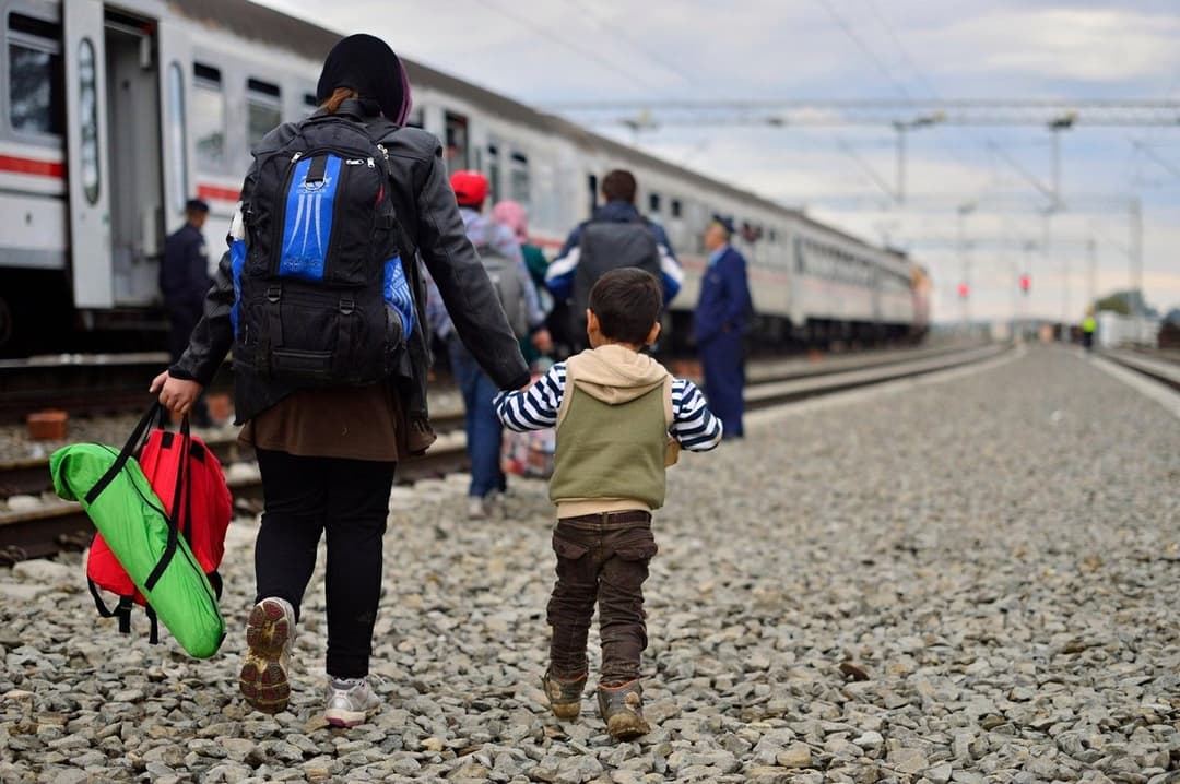 Slika uz članak: EU dokončno potrdila strožja pravila za vračanje migrantov, možni tudi centri zunaj unije