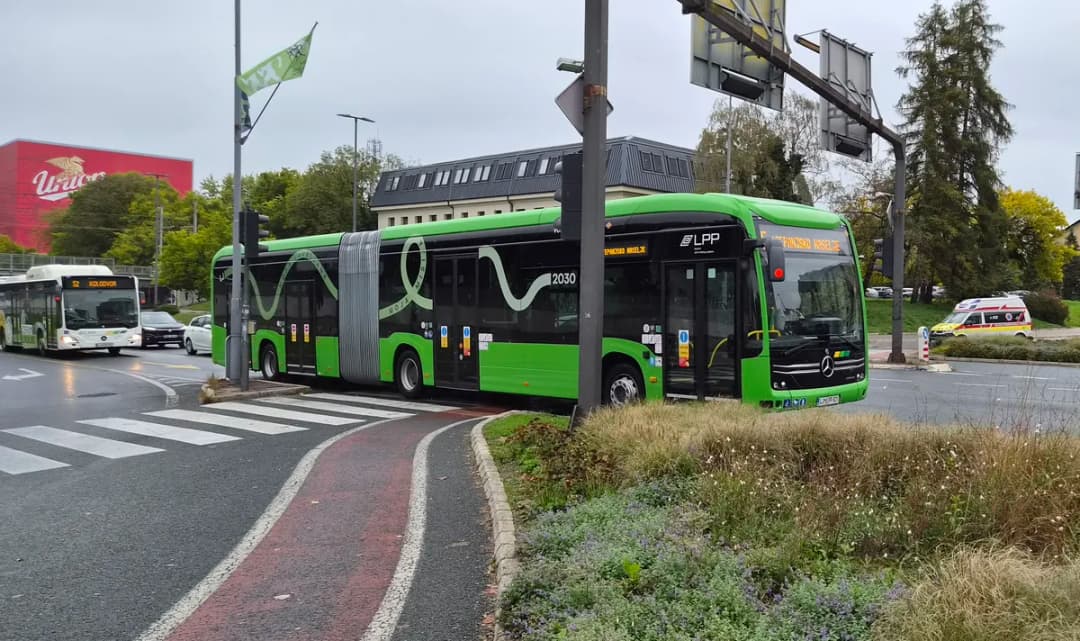 Slika uz članak: Najsodobnejši ljubljanski avtobusi na sto kilometrov porabijo za skoraj 300 evrov goriva