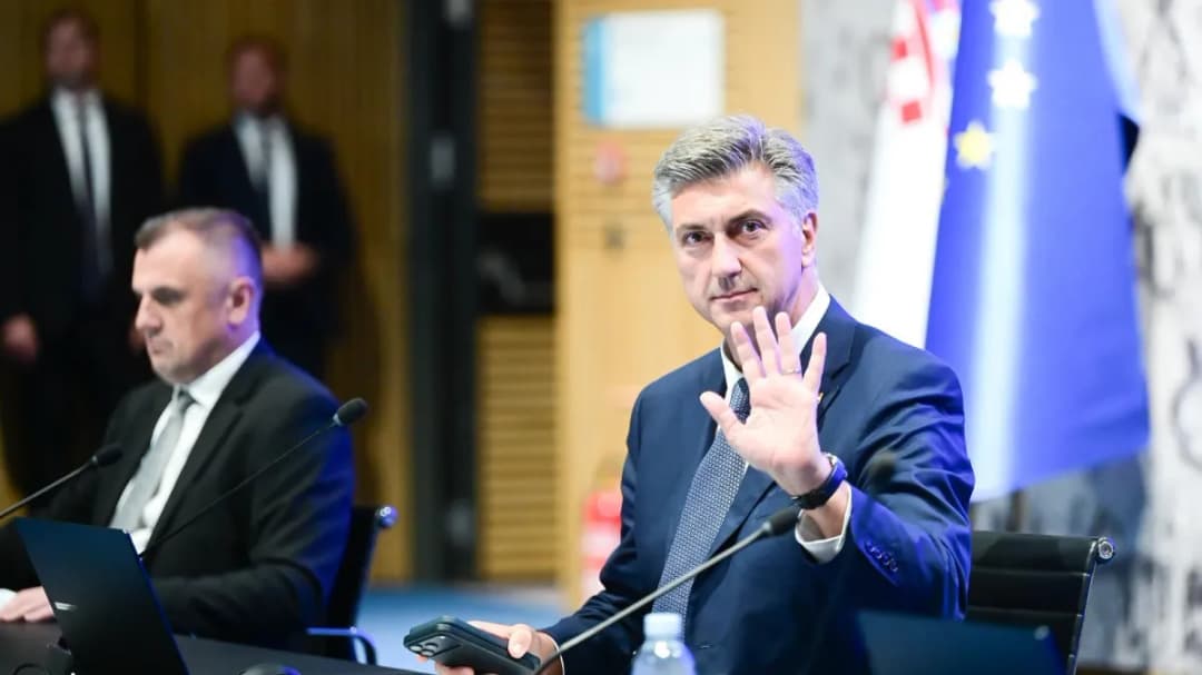 Slika uz članak: Plenković na Vladi raspalio po oporbi: 'Širenje panike, dezinformacija i manipulacije'