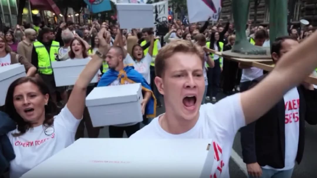 Slika uz članak: Studenti iz Srbije uz Severinin hit idu do pobjede na izborima! Direkt je razgovarao s njima