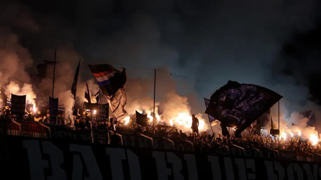 Slika uz članak: Dinamo svladao Lokomotivu, BBB snažnom porukom izazvali pozornost cijelog stadiona