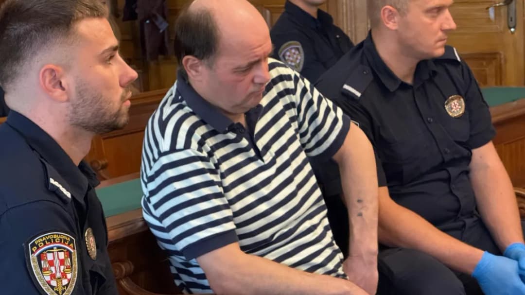 Slika uz članak: Aleksić otkrio motiv za ubojstvo mladića u Drnišu: Pogledajte prizore iz sudnice