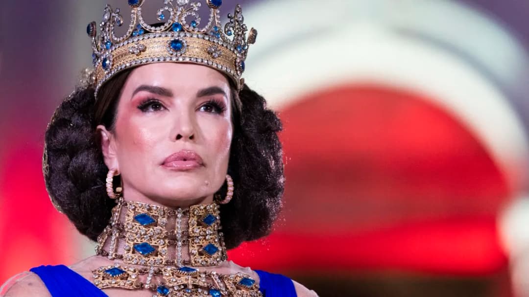 Slika uz članak: Severina, jesi li to ti? Ovako je pjevačica prije četiri godine prošetala Peristilom