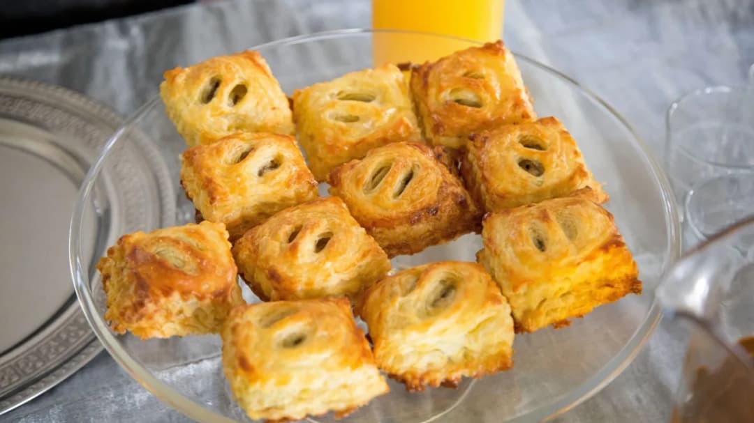 Slika uz članak: Idealan međuobrok: Recept za ukusne pite od bundeve i kobasice, gotove za tren oka
