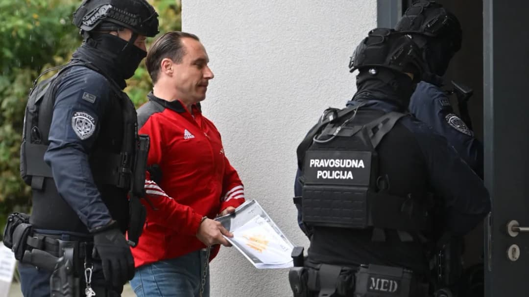 Slika uz članak: Monstrum se pojavio s bilježnicom u ruci, pazite kako su pred sud doveli Mlađana