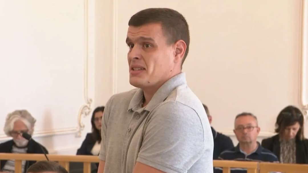 Slika uz članak: Pogledajte kako se branio policajac koji je ubio Mihaelu: 'Dajte mi 20 godina, ali...'