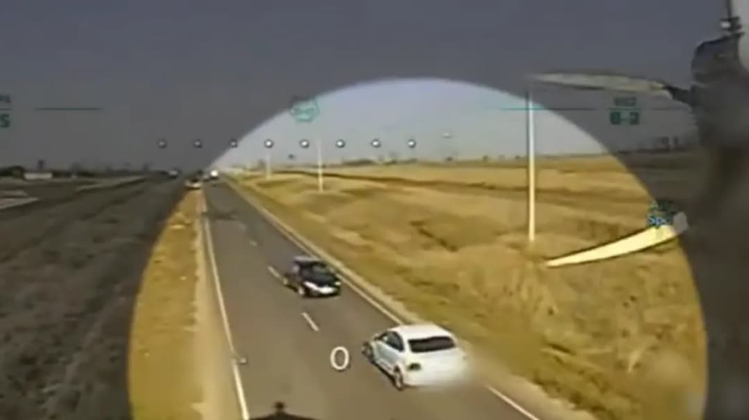 Slika uz članak: Ukrajinski dron se zabio u kamion: Pogledajte što je snimio nekoliko sekundi prije
