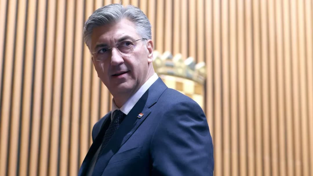 Slika uz članak: HDZ žestoko branio Plenkovića u Saboru: 'Narod boljeg premijera ne vidi'