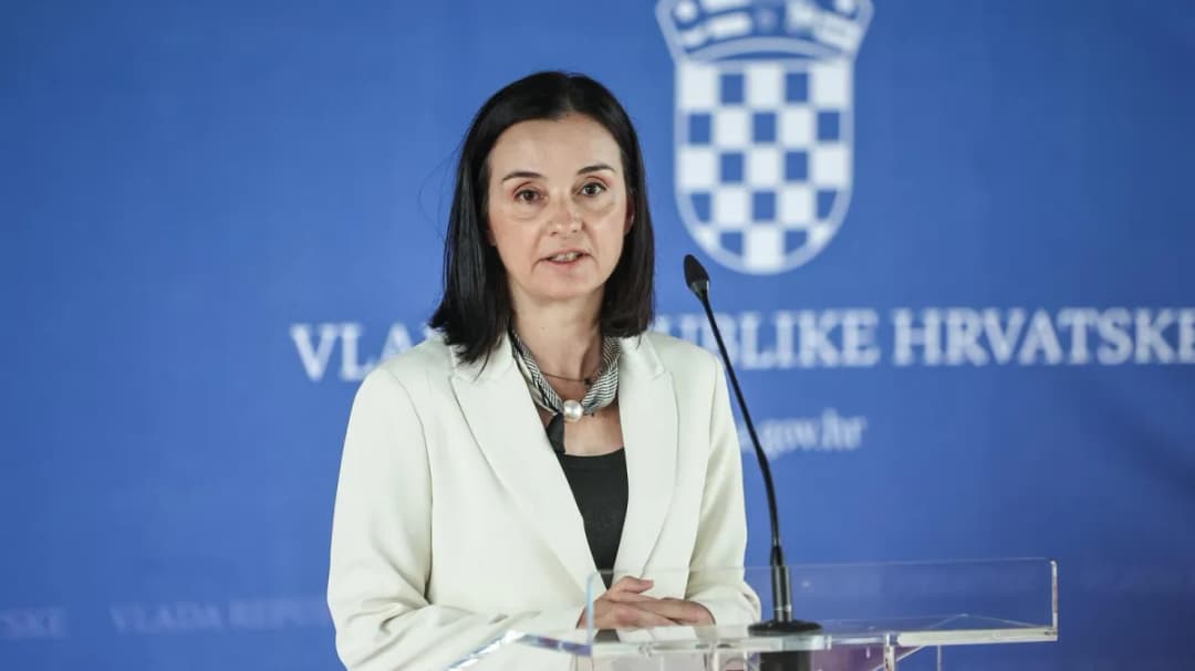 Slika uz članak: Novi zaplet oko otpada u Gospiću: Ministrica drži presicu nakon povlačenja CE-ZA-R-a