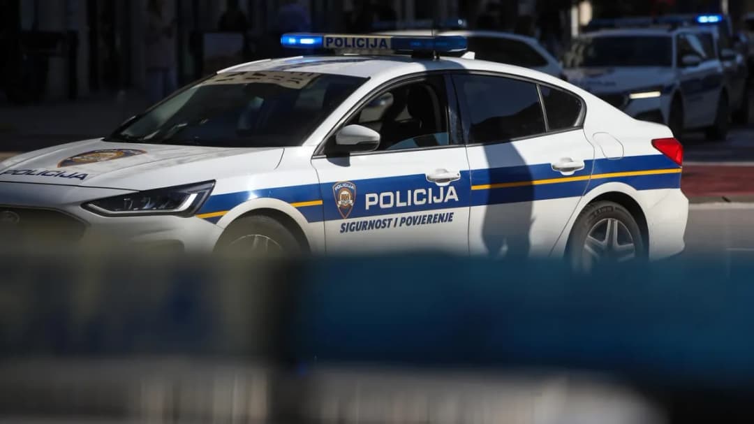 Slika uz članak: Pregazio ga radni stroj? Muškarac (27) poginuo u krugu bjelovarske tvornice