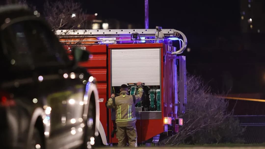 Slika uz članak: Buknuo veliki požar, gorjela štala sa životinjama: Objavili fotografije
