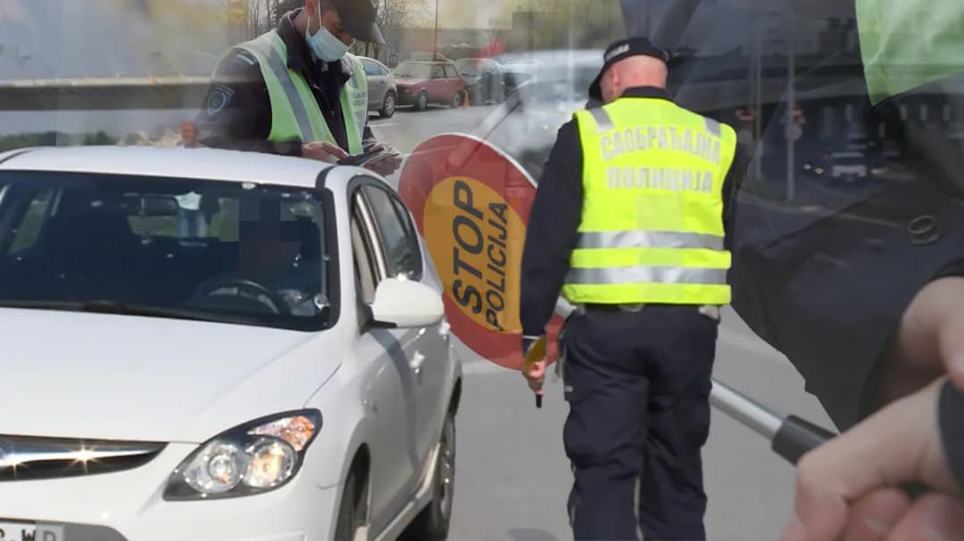 Slika uz članak: Teška saobraćajna nezgoda kod Kragujevca: Automobil ostao na ivici mosta, ima povređenih