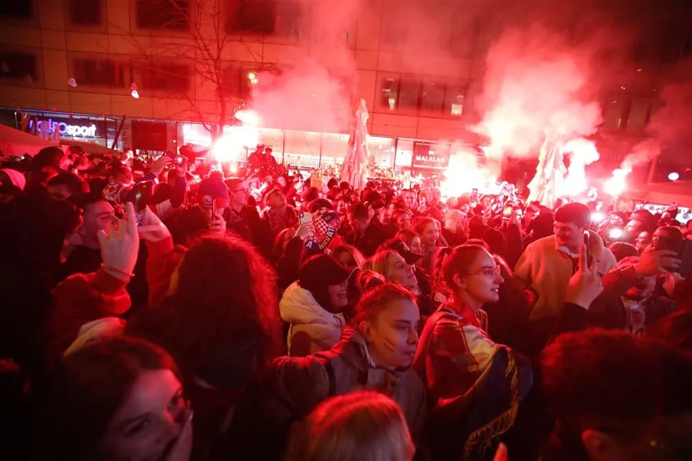 Slika uz članak: Eksplozija na tribini u Hrvatskoj, više osoba povređeno posle utakmice
