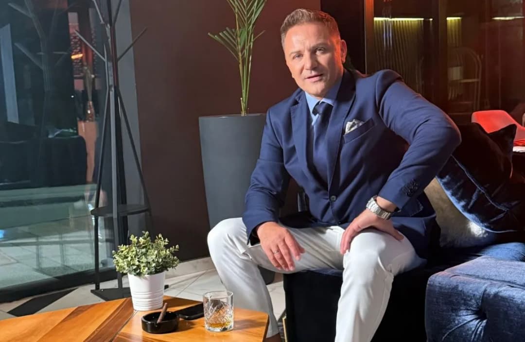Slika uz članak: Naš pevač doktorirao na Prirodno-matematičkom fakultetu u 48. godini: "Doktorski rad je bio ozbiljno istraživanje koje je trajalo tri godine"