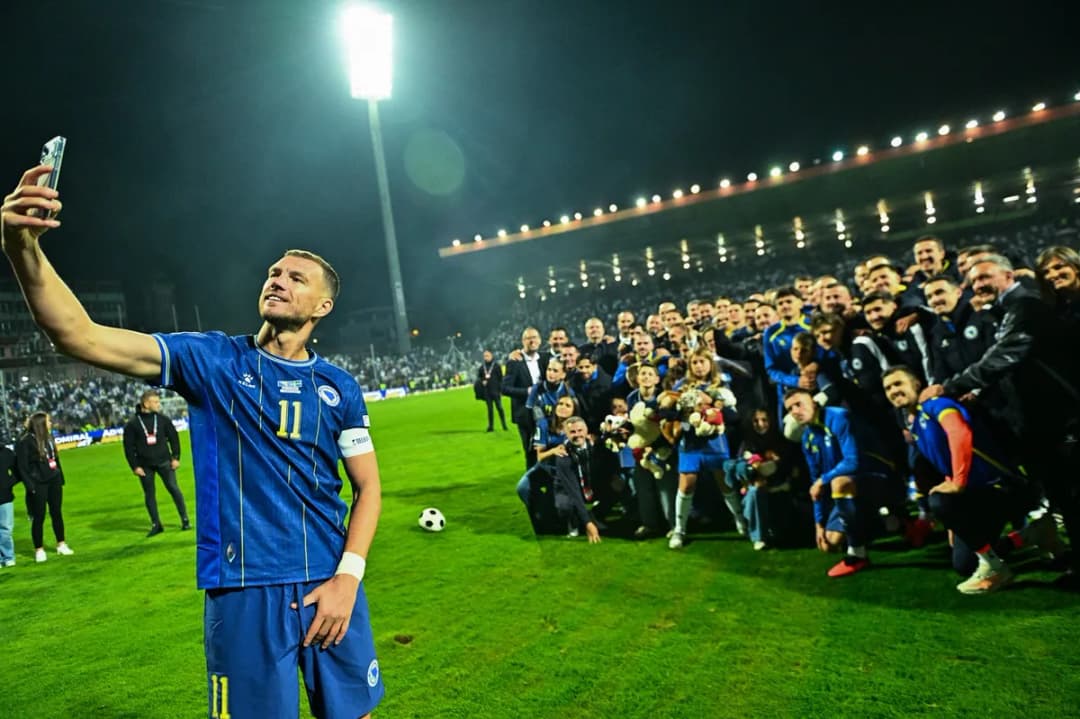 Slika uz članak: "Edin Džeko, Barbarez i plavo-žuta mahala": Helem Nejse i pjesma dana