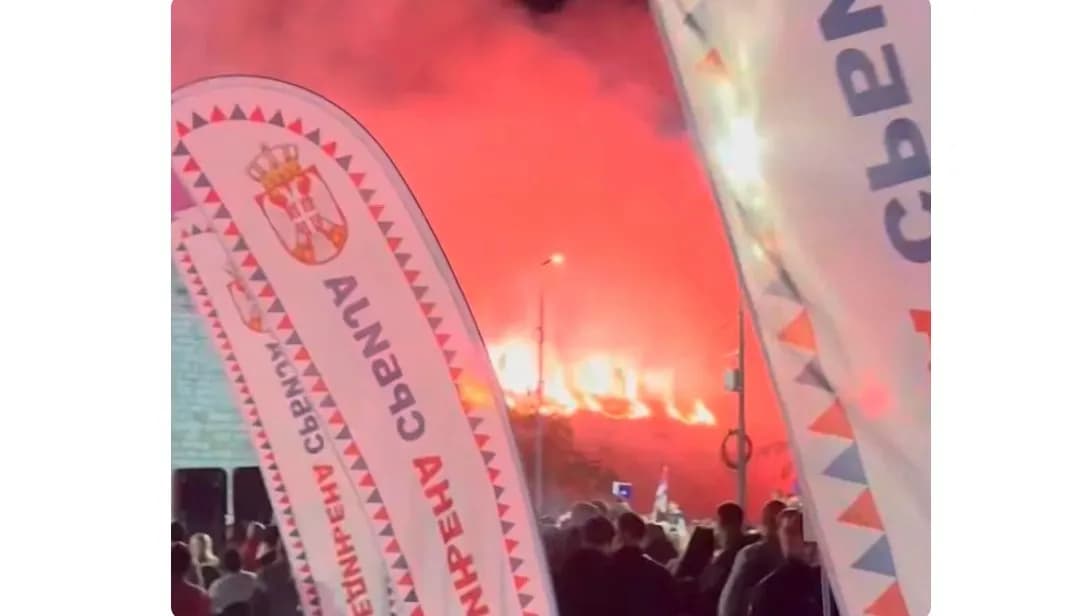 Slika uz članak: „Tvrđava nije poligon za opasne igrarije“: Studenti traže odgovornost zbog požara tokom skupa SNS