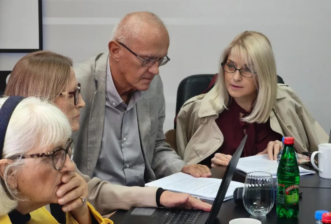 Slika uz članak: Rodoljub Šabić (REM): Predstavnici vlasti ponovo nisu glasali za pokretanje postupka protiv 13 medija