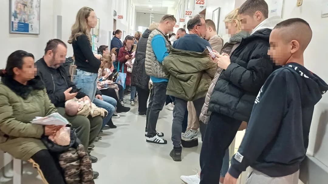 Slika uz članak: Nataša (43) mislila da ima anginu, završila dve nedelje u krevetu: Mononukleoza pogađa i decu i roditelje, lekari upozoravaju na simptome