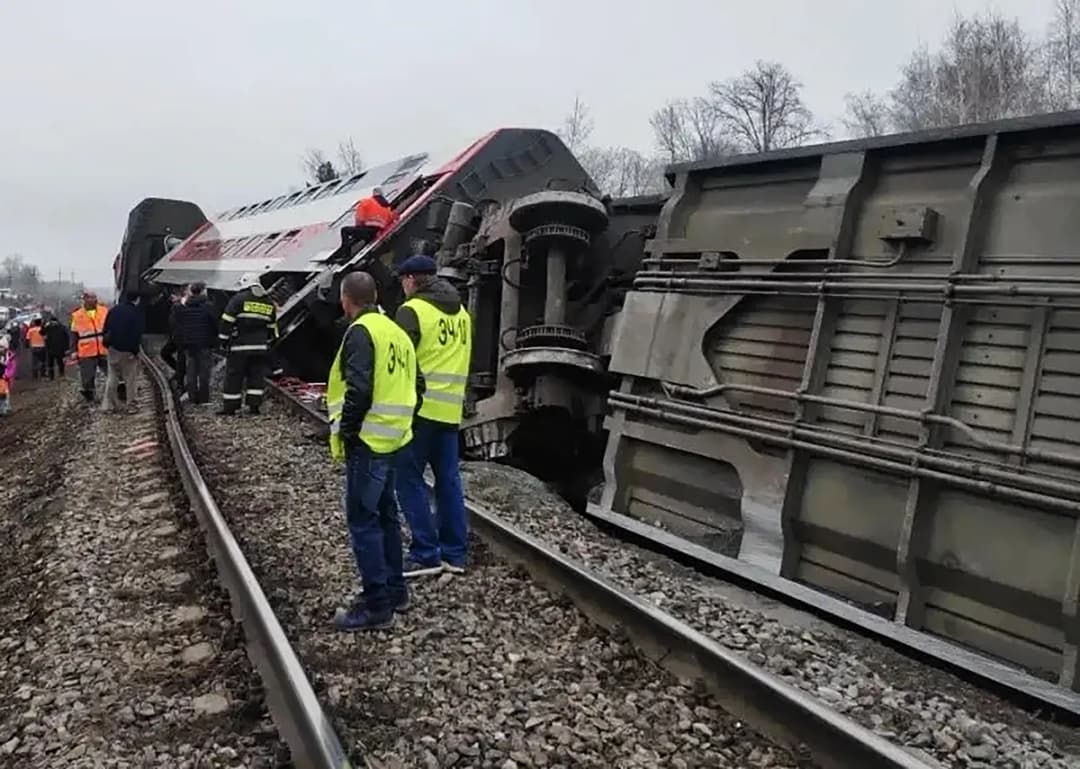 Slika uz članak: Руска ракета погодила воз на 800 метара од Пољске, баш кад је прошао Борис Џонсон